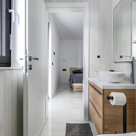 Bay View Residences * Vinjerac