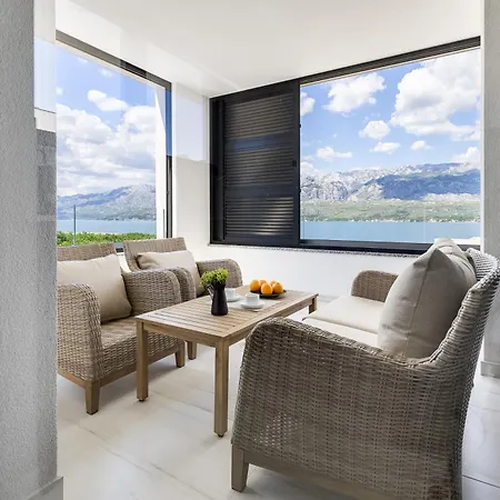 Bay View Residences Apartament *